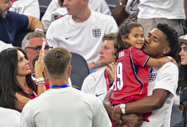 FIFA World Cup, WM, Weltmeisterschaft, Fussball 2026 England v Croatia in Dallas 17.06.2026 FIFA World Cup 2026 .ENGLAND V CROATIA IN DALLAS .England players and families post match  Copyright: xDarrenxFletcherx NINTCHDBPICT001089190112