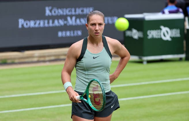 Diane Parry FRA Upper Body Exercise VANDA Pharmaceuticals Berlin Tennis Open Womens 18 June 2026,detected_source_language