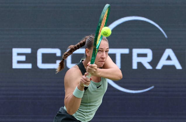 Diane Parry FRA Upper Body Exercise VANDA Pharmaceuticals Berlin Tennis Open Womens 18 June 2026,detected_source_language