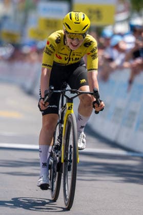Locarno, Switzerland, JUNE 18 Sarah Van Dam of Team Visma Lease a Bike in action on June 18, 2026, in Locarno, Switzerland,detected_source_language Copyright: xJustPictures.ch PascalxvonxBürenx jp-en-EuSpIm-Pavo_Fotografie-05108