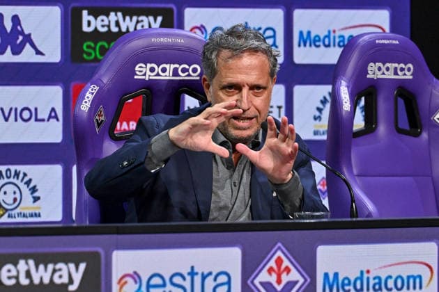IPA85821042 - ACF Fiorentina sporting director Fabio Paratici speaks during the end-of-season press conference, PK, Pressekonferenz for ACF Fiorentina, an Italian Serie A soccer match in Bagno a Ripoli (FI), Italy, on June 18, 2026  Copyright: xLisaxGuglielmi IPAxSportx xx 85821042