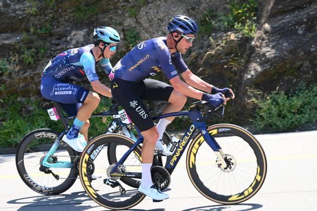 Tour de Suisse 2026 Stage 2 LOCARNO, SWITZERLAND - JUNE 18 : Meurisse Xandro (BEL) of Pinarello Q36.5 Pro Cycling Team, Valter Attila (HUN) of Bahrain - Victorious during stage 2 of the 89th edition of Tour de Suisse an UCI World Tour 2.UWT cycling road race stage for Men Elite of 157.7 km with start in Locarno and finish in Locarno on June 18, 2026 in Locarno, Switzerland, 18 06 2026 ( Motordriver Guy De Vuyst - Locarno Switzerland  Copyright: xVincentxKalutx