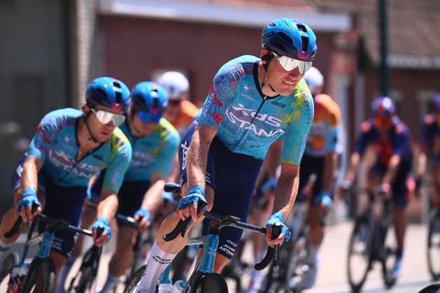 Baloise Belgium Tour 2026 Stage 2 KNOKKE-HEIST, BELGIUM - JUNE 18 : rider of team XDS Astana Team during stage 2 of the 95th edition of Baloise Tour of Belgium an UCI ProSeries 2.Pro cycling road race stage for Men Elite of 197.6 km with start in Merelbeke-Melle and finish in Knokke-Heist on June 18, 2026 in Knokke-Heist, Belgium, 18 06 2026 ( Motordriver Stephan Boone - Knokke-Heist Belgium  Copyright: xGvgx