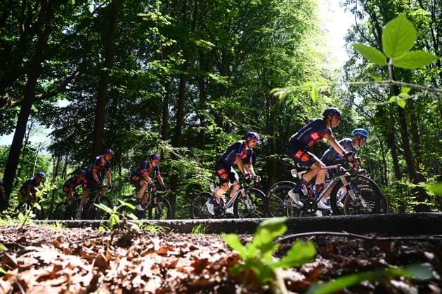Baloise Belgium Tour 2026 Stage 2 KNOKKE-HEIST, BELGIUM - JUNE 18 : Biesterbos Frits (NED) of Team Picnic PostNL, Degenkolb John (GER) of Team Picnic PostNL during stage 2 of the 95th edition of Baloise Tour of Belgium an UCI ProSeries 2.Pro cycling road race stage for Men Elite of 197.6 km with start in Merelbeke-Melle and finish in Knokke-Heist on June 18, 2026 in Knokke-Heist, Belgium, 18 06 2026 ( Motordriver Stephan Boone - Knokke-Heist Belgium  Copyright: xGvgx