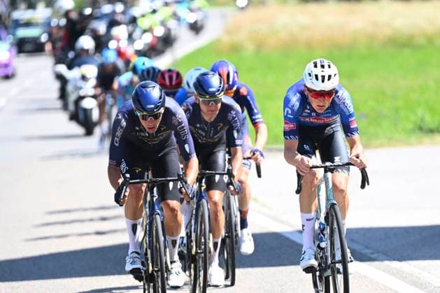 Tour de Suisse 2026 Stage 2 LOCARNO, SWITZERLAND - JUNE 18 : Verstrynge Emiel (BEL) of Alpecin - Premier Tech during stage 2 of the 89th edition of Tour de Suisse an UCI World Tour 2.UWT cycling road race stage for Men Elite of 157.7 km with start in Locarno and finish in Locarno on June 18, 2026 in Locarno, Switzerland, 18 06 2026 ( Motordriver Guy De Vuyst - Locarno Switzerland  Copyright: xVincentxKalutx