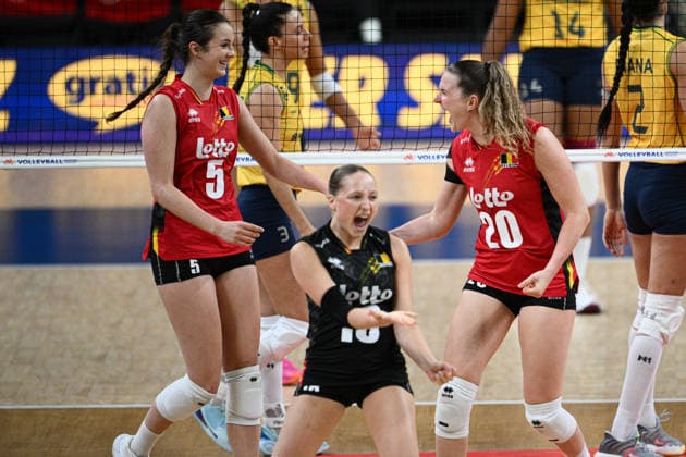 Belgium v Brazil - 2026 FIVB Volleyball Nations League ANKARA, TURKIYE - JUNE 18: Tea Radovic (5) and Britt Fransen (20) of Belgium competes during the 2026 FIVB Volleyball Nations League Week 2 match between Belgium and Brazil at Ankara Sports Hall on June 18, 2026, in Ankara, Turkiye. Akin Celiktas Anadolu Ankara Turkey. Editorial use only. Please get in touch for any other usage.  Copyright: x2026xAnadoluxAkinxCeliktasx