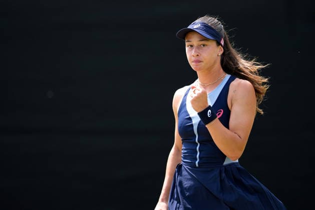 Lexus Nottingham Open - Day Four Zeynep Sonmez competes during the Round of 16 singles match at the 2026 Lexus Nottingham Open Women s tennis tournament at the Nottingham Tennis Centre in Nottingham, England, on June 18, 2026. Nottingham Great Britain United Kingdom  Copyright: xOwenxHammondx originalFilename:hammond-2026lexu260618_npCDP.jpg