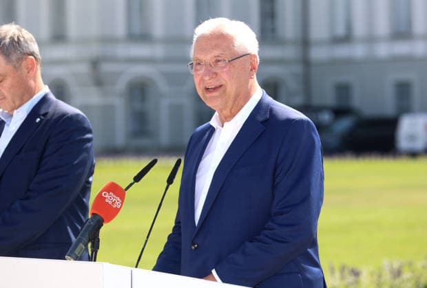Press event held as part of the invitation extended by the leading Olympic federations to present the detailed bid proposal, Munich Olympic Bid, Nymphenburg Palace. Pictured here is Joachim Herrmann, Minister of Sports and Minister of the Interior of Bavaria, delivering his speech.,detected_source_language