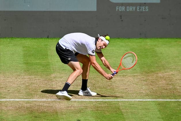 Taylor Fritz (USA) hits a backhand at the TERRA WORTMANN Open 2026, Tennis, ATP, Mens 500, Tournament, Main Draw, June 18, 2026, TERRA WORTMANN Open 2026, Tennis, ATP, Mens 500, Tournament, Main Draw, June 18, 2026, Indoor,detected_source_language Copyright: xEibner-Pressefoto RobertxGertzenx EP_RGN