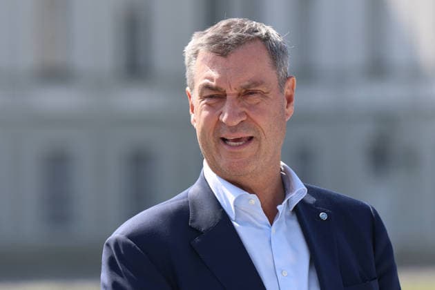 Press event held as part of the invitation extended by the leading Olympic federations to present the detailed bid proposal, Munich Olympic Bid, Nymphenburg Palace. Pictured here is Dr. Markus Söder, Minister-President of Bavaria, delivering his speech.,detected_source_language