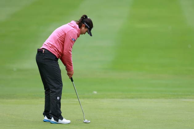 Meijer LPGA, Golf Damen Classic by Simply Give Belmont, MI - JUNE 18: Camille Boyd of California putts on the 3rd green during the first round of the Meijer LPGA Classic by Simply Give at Blythefield Country Club on June 18, 2026 in Belmont, Michigan. Belmont Michigan United States  Copyright: xAmyxLemusx originalFilename:lemus-meijerlp260618_npDYC.jpg