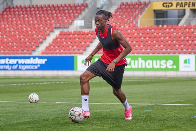 HFC New Signing Abdoul Karim Soumah at Hallescher FCs First Training Session, Soccer, Northeast Regional League, 2026–27 Season, June 18, 2026, Halle Leuna Chemie Stadium, ST Deutschland,detected_source_language