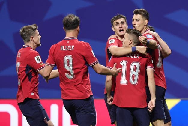 FIFA World Cup, WM, Weltmeisterschaft, Fussball 2026 - Group A - Czechia vs South Africa Michal Sadilek of Czech Republic (2R) celebrates with teammates after scoring the 1-0 opening goal during the FIFA World Cup 2026 group stage match Czechia against South Africa, in Atlanta, USA, 18 June 2026. ATLANTA United States  Copyright: xRONALDxWITTEKx