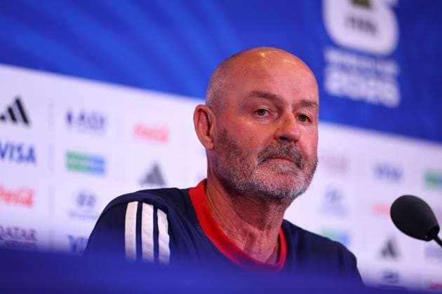 Steve Clarke head coach of Scotland Scotland Training, 2026 FIFA World Cup, WM, Weltmeisterschaft, Fussball Football, Revolution Training Centre, Foxborough, Massachusetts, USA - 18 Jun 2026Charlotte Atrium Health Performance Park United States of America EDITORIAL USE ONLY No use with unauthorised audio, video, data, fixture lists, club league logos or live services. Online in-match use limited to 120 images, no video emulation. No use in betting, games or single club league player publications.  Copyright: xMichaelxZemanek Shutterstockx 16928928ba
