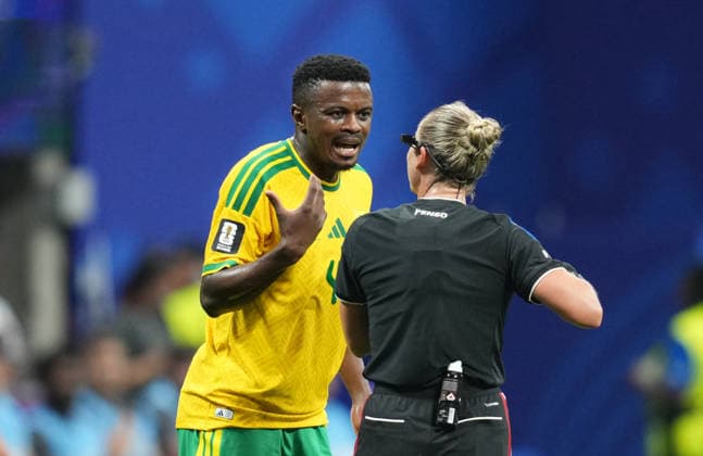 Teboho Mokoena of South Africa and Tori Penso of the USA gestured during the match between Chezia and South Africa in Group A of the 2026 FIFA World Cup at Atlanta Stadium in Atlanta, United States, on June 18, 2026. Photo by DeFodi Images (Thor Wegner),detected_source_language