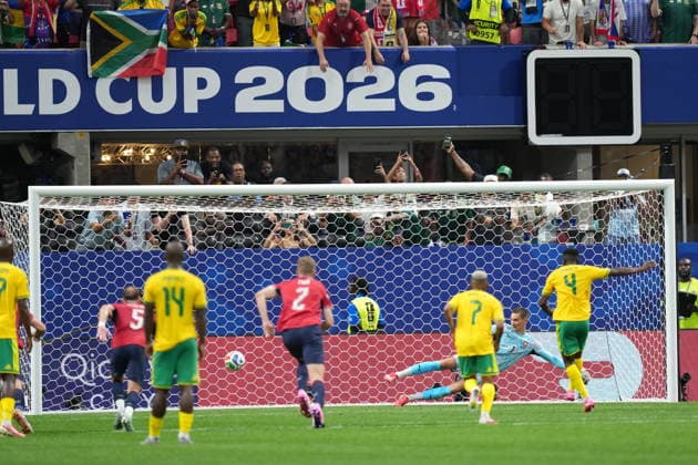 Czechia v South Africa - FIFA World Cup, WM, Weltmeisterschaft, Fussball 2026 - Group A ATLANTA, UNITED STATES - JUNE 18: Teboho Mokoena (4) of South Africa scores a goal from penalty during the 2026 FIFA World Cup First Stage Group A match between Czechia and South Africa at Mercedes-Benz Stadium (Atlanta Stadium) in Atlanta, Georgia, United States on June 18, 2026. Evrim Aydin Anadolu Georgia United States. Editorial use only. Please get in touch for any other usage.  Copyright: x2026xAnadoluxEvrimxAydinx