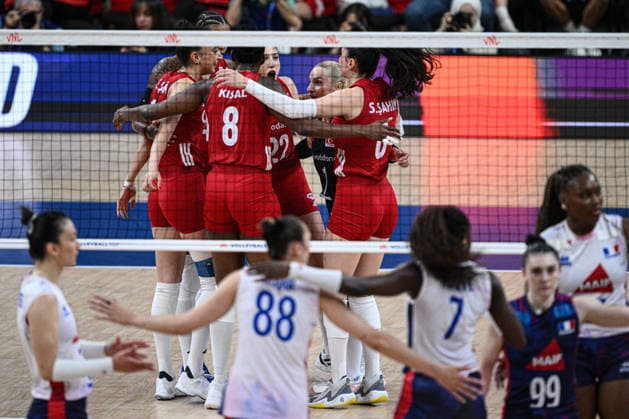 Turkiye v France - 2026 FIVB Volleyball Nations League ANKARA, TURKIYE - JUNE 18: Sinead Jack (8) of the Turkish National Volleyball Team celebrates a point during the 2026 FIVB Volleyball Nations League Week 2 match between Turkiye and Belgium at the Ankara Sports Hall in Ankara, Turkiye on June 18, 2026. Akin Celiktas Anadolu Ankara Turkey. Editorial use only. Please get in touch for any other usage.  Copyright: x2026xAnadoluxAkinxCeliktasx