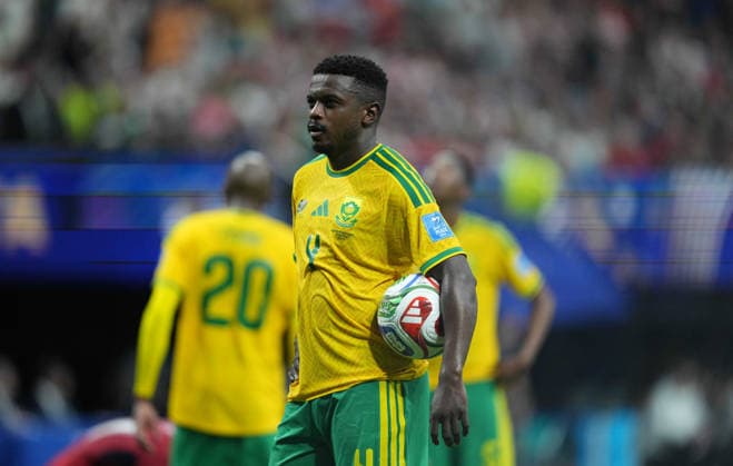 Teboho Mokoena of South Africa watches the match between Chezia and South Africa in Group A of the 2026 FIFA World Cup at Atlanta Stadium in Atlanta, United States, on June 18, 2026. Photo by DeFodi Images, Thor Wegner.,detected_source_language