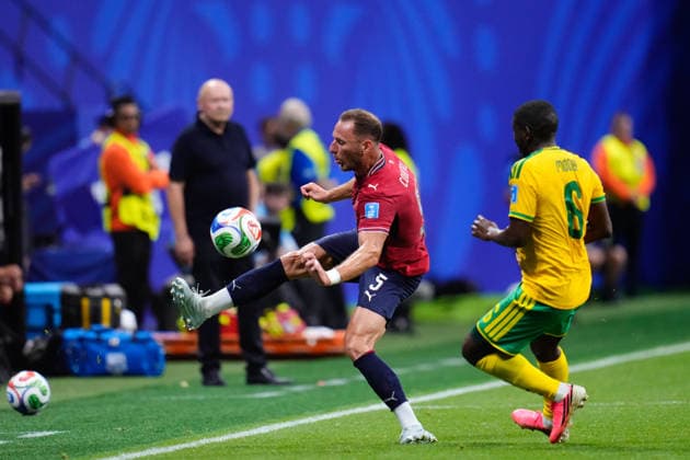 June 18, 2026, Arlington, Texas, United States: Vladimir Coufal of Czechia plays the ball during the FIFA World Cup, WM, Weltmeisterschaft, Fussball 2026 Group A match between Czechia and South Africa at Atlanta Stadium on June 18, 2026 in Atlanta, Georgia. Arlington United States - ZUMAa181 20260618_zaa_a181_033 Copyright: xJosexBretonx