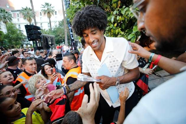 OGC NICE - CEREMONIE POUR DANTE PHOTOPQR NICE MATIN Dylan Meiffret ; Nice ; 18 06 2026 ; Ceremonie d hommage a Dante qui prend sa retraite de l OGC Nice, a la villa Massena, en presence de nombreux fans. Nice, France, june 18th 2026 Obrigado, Dante: A final farewell to the Captain OGC Nice and the City of Nice welcomed 1,000 people to the Villa Masséna for a tribute to Dante. After ten years in the red and black, Dante is preparing to turn the page on this exceptional chapter of his story with OGC Nice. Nice France  Copyright: xPHOTOPQR NICExMATIN MAXPPPxDylanxMeiffretx 20260618NIM3243 20260618NIM3237