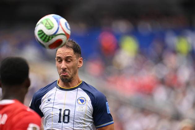 Switzerland v Bosnia and Herzegovina - FIFA World Cup, WM, Weltmeisterschaft, Fussball 2026 - Group B LOS ANGELES, UNITED STATES - JUNE 18: Nikola Katic (18) of Bosina and Herzegovina in action during the 2026 FIFA World Cup First Stage Group B match between Switzerland and Bosnia and Herzegovina at the Los Angeles Stadium (SoFi Stadium) in Inglewood, California, United States on June 18, 2026. Tayfun Coskun Anadolu California United States. Editorial use only. Please get in touch for any other usage.  Copyright: x2026xAnadoluxTayfunxCoskunx