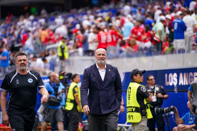 USA Soccer 2026 FIFA World Cup Group Stage Group B Switzerland vs. Bosnia and Herzegovina Los Angeles Stadium (SoFi Stadium) Inglewood, Los Angeles County, California Sergej Barbarez, Head Coach of Bosnia and Herzegovina,detected_source_language Copyright: xJOERANxSTEINSIEKx