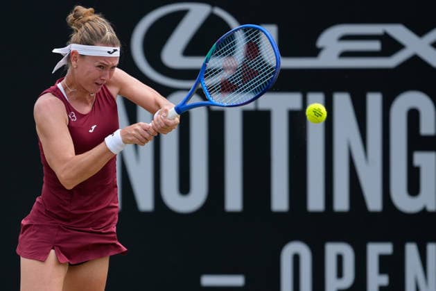 Lexus Nottingham Open - Day Four Marie Bouzkova in action during her Round of 16 singles match at the 2026 Lexus Nottingham Open Women s tennis tournament at the Nottingham Tennis Centre in Nottingham, England, on June 18, 2026. Nottingham Great Britain United Kingdom  Copyright: xOwenxHammondx originalFilename:hammond-2026lexu260618_npwmU.jpg