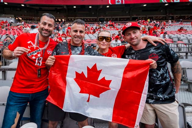 FIFA World Cup, WM, Weltmeisterschaft, Fussball 2026 - Group B - Canada vs Qatar Fans cheer for Canada prior to the FIFA World Cup 2026 group stage match Canada against Qatar, in Vancouver, Canada, 18 June 2026. VANCOUVER Canada  Copyright: xBOBxFRIDx