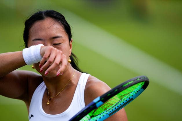 Lexus Nottingham Open - Day Four Ann Li competes during the Round of 16 singles match at the 2026 Lexus Nottingham Open Women s tennis tournament at the Nottingham Tennis Centre in Nottingham, England, on June 18, 2026. Nottingham Great Britain United Kingdom  Copyright: xOwenxHammondx originalFilename:hammond-2026lexu260618_npMJS.jpg