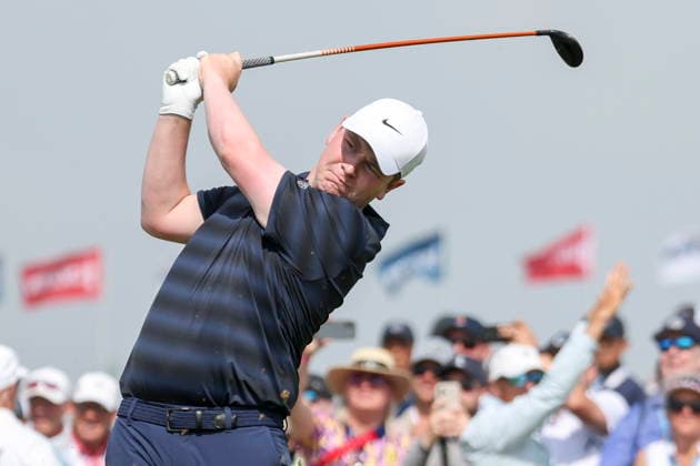 US Open Golf Championship - Round 1 Robert MacIntyre of Scotland tees off during the first round of the 2026 US Open golf tournament at Shinnecock Hills Golf Club in Southampton, New York, USA, 18 June 2026. SOUTHAMPTON NEW YORK UNITED STATES  Copyright: xSARAHxYENESELx