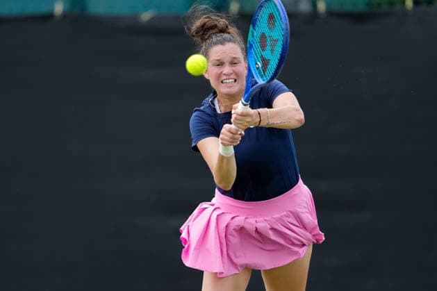 Lexus Nottingham Open - Day Four Miriam Skoch competes during a quarterfinal doubles match at the 2026 Lexus Nottingham Open Women s tennis tournament at the Nottingham Tennis Centre in Nottingham, England, on June 18, 2026. Nottingham Great Britain United Kingdom  Copyright: xOwenxHammondx originalFilename:hammond-2026lexu260618_np2iM.jpg
