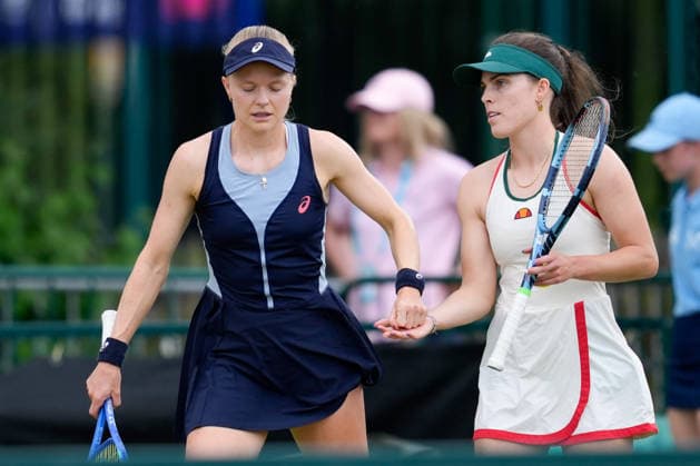 Lexus Nottingham Open - Day Four Harriet Dart and Maia Lumsden compete during their quarterfinal doubles match at the 2026 Lexus Nottingham Open Women s tennis tournament at the Nottingham Tennis Centre in Nottingham, England, on June 18, 2026. Nottingham Great Britain United Kingdom  Copyright: xOwenxHammondx originalFilename:hammond-2026lexu260618_npN49.jpg