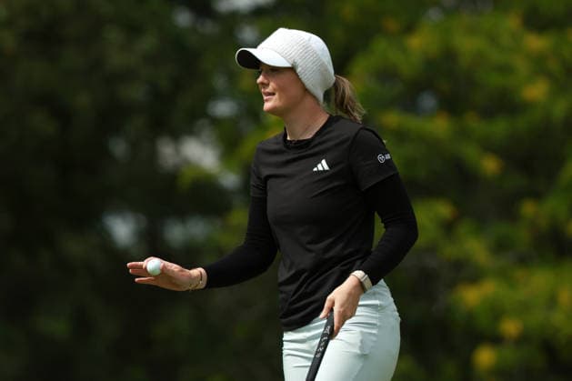 Meijer LPGA, Golf Damen Classic BELMONT, MICHIGAN - JUNE 18: Cassie Porter of Australia acknowledges the crowd on the 5th green during the first round of the Meijer LPGA Classic for Simply Give golf tournament at Blythefield Country Club in Belmont, MI, USA Thursday, June 18, 2026. Belmont Michigan United States  Copyright: xJorgexLemusx originalFilename:lemus-meijerlp260618_npeUR.jpg