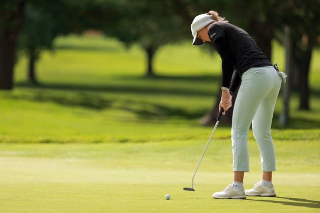 Meijer LPGA, Golf Damen Classic by Simply Give Belmont, MI - JUNE 18: Cassie Porter of Australia putts on the 8th green during the first round of the Meijer LPGA Classic by Simply Give at Blythefield Country Club on June 18, 2026 in Belmont, Michigan. Belmont Michigan United States  Copyright: xAmyxLemusx originalFilename:lemus-meijerlp260618_nptpg.jpg