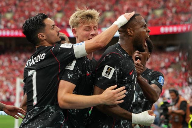 Canada v Qatar - FIFA World Cup, WM, Weltmeisterschaft, Fussball 2026 - Group B VANCOUVER, CANADA - JUNE 18: Cyle Larin (9) of Canada celebrates after scoring a goal during the 2026 FIFA World Cup First Stage Group B match between Canada and Qatar at BC Place Stadium in Vancouver, Canada on June 18, 2026. Ercin Erturk Anadolu British Columbia Canada. Editorial use only. Please get in touch for any other usage.  Copyright: x2026xAnadoluxErcinxErturkx