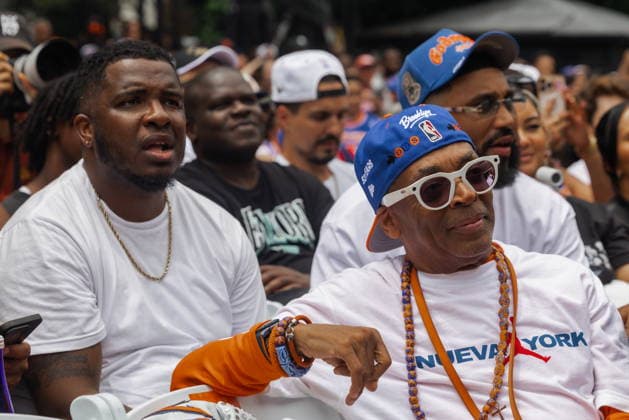 New York Knicks ticker-tape victory parade American filmmaker Spike Lee (R) attends the 2026 Knicks Championship City Hall celebration ceremony in New York, New York, USA, 18 June 2026. NEW YORK NEW YORK United States  Copyright: xOLGAxFEDOROVAx