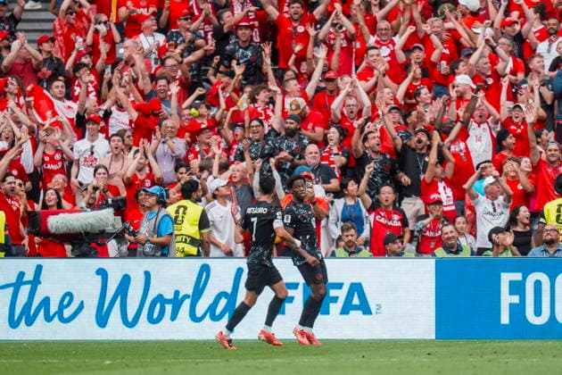 FIFA World Cup, WM, Weltmeisterschaft, Fussball 2026 - Group B - Canada vs Qatar Canada forward Jonathan David (R) celebrates with teammate Stephen Eustaquio (L) after scoring his second goal of the match during the FIFA World Cup 2026 group stage match between Canada and Qatar in Vancouver, Canada, 18 June 2026. VANCOUVER Canada  Copyright: xBOBxFRIDx