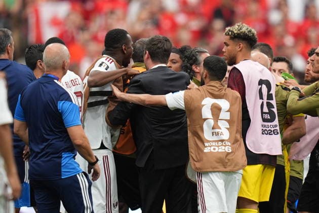 Canada v Qatar - FIFA World Cup, WM, Weltmeisterschaft, Fussball 2026 - Group B VANCOUVER, CANADA - JUNE 18: Players argue during the 2026 FIFA World Cup First Stage Group B match between Canada and Qatar at BC Place Stadium in Vancouver, Canada on June 18, 2026. Erçin Ertürk Anadolu British Columbia Canada. Editorial use only. Please get in touch for any other usage.  Copyright: x2026xAnadoluxErcinxErtürkx