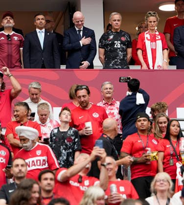 Canada v Qatar - FIFA World Cup, WM, Weltmeisterschaft, Fussball 2026 - Group B VANCOUVER, CANADA - JUNE 18: FIFA President Gianni Infantino (C) watches from the stands before the 2026 FIFA World Cup Group B match between Canada and Qatar at BC Place Stadium in Vancouver, Canada, on June 18, 2026. Ercin Erturk Anadolu Vancouver Canada. Editorial use only. Please get in touch for any other usage.  Copyright: x2026xAnadoluxErcinxErturkx