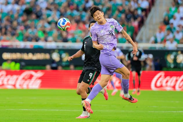 FIFA WORLD CUP 2026 MEXICO VS SOUTH KOREA FIFA WORLD CUP 2026 MEXICO VS SOUTH KOREA MEXICO VS SOUTH KOREA 06 18 2026 GUADALAJARA, JALISCO Action photo of Kim Minjae (No. 4) of South Korea during a Round 1 Group A match of the 2026 FIFA World Cup, held at Estadio Guadalajara in Guadalajara, Jalisco Action photo of Kim Minjae (No. 4) of South Korea, during a Round 1 Group A match of the 2026 FIFA World Cup, held at the Estadio Guadalajara in Guadalajara, Jalisco. PHOTO BY IMAGENSHOP PHOTO AGENCY GUADALAJARA, JALISCO, MEXICO,detected_source_language Copyright: xYOALIxMARTINEZx