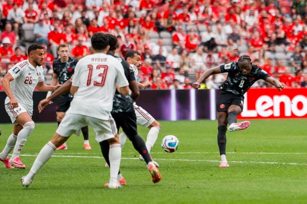 FIFA World Cup, WM, Weltmeisterschaft, Fussball 2026 - Group B - Canada vs Qatar Canada midfielder Ismael Kone (R) shoots in the first half of the FIFA World Cup 2026 group stage match between Canada and Qatar in Vancouver, Canada, 18 June 2026. VANCOUVER Canada  Copyright: xBOBxFRIDx