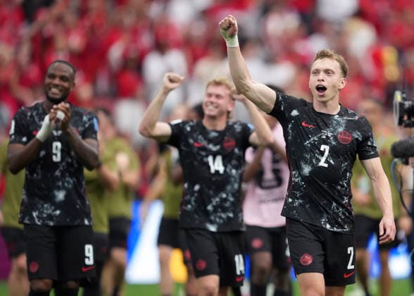 (260619) -- VANCOUVER, June 19, 2026 -- Players of Canada celebrate after the group B match between Canada and Qatar at the 2026 FIFA World Cup, WM, Weltmeisterschaft, Fussball at BC Place Vancouver in Vancouver, Canada, June 18, 2026. ) (SP)CANADA-VANCOUVER-FOOTBALL-FIFA WORLD CUP-GROUP B-CAN VS QAT MengxYongmin 