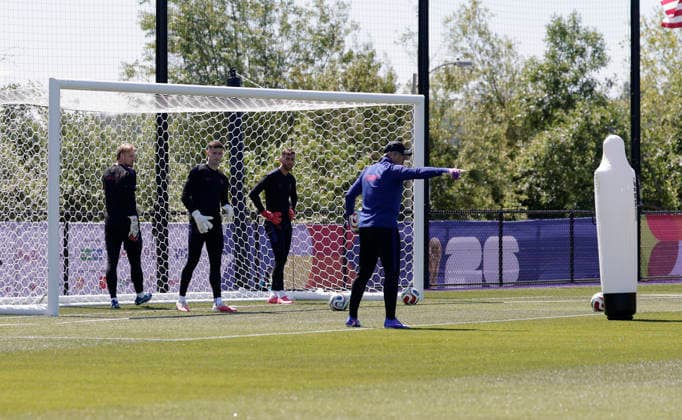 (260619) -- SEATTLE, June 19, 2026 -- Players of Team USA attends a training session at the FIFA World Cup, WM, Weltmeisterschaft, Fussball 2026 in Seattle, the United States, June 18, 2026. (Photo by Xinhua) (SP)U.S.-SEATTLE-FOOTBALL-FIFA WORLD CUP-TEAM USA-TRAINING ArthurxDong 