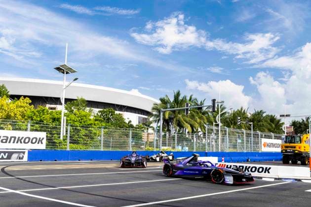 2026 FORMULA E SANYA ePRIX 94 WEHRLEIN Pascal (ger), Porsche Formula E Team, Porsche 99X Electric, action during the 2026 Sanya ePrix, 11th round of the 2025-26 ABB FIA Formula E World Championship, WM, Weltmeisterschaft on the Sanya Street Circuit from June 18 to 20, 2026 in Sanya, China - SanyaChina  Copyright: xFabrizioxBoldonix