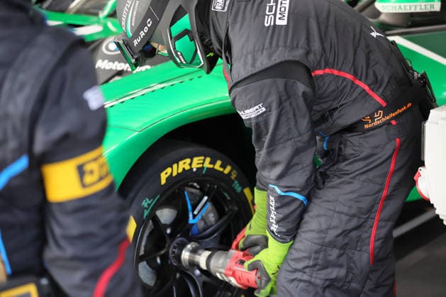 Pitlane, Detail, Marco Wittmann (D Schubert Motorsport, 11), BMW M4 GT3 Evo, Changing the wheels with a pressure screwdriver, DTM (German Touring Car Championship) - Round 3 - Free Practice, DEKRA Lausitzring on 19.06.2026. Brandenburg Deutschland Copyright: xO.Franke,xSportblen.dex