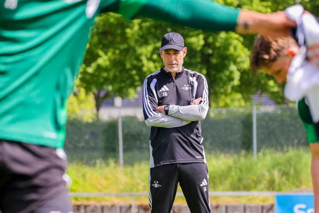 New Coach at Rosenborg Trondheim 20260619 Newly hired RBK coach Freyr Alexandersson watches practice at Rosenborg’s training field on Friday. Photo  Copyright: xJanxLanghaugx xNTBx