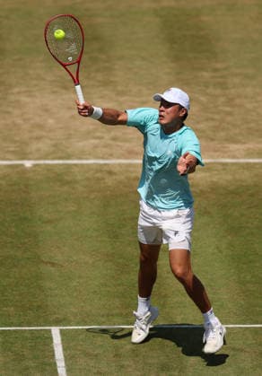 Brandon Nakashima of USA in action HSBC Queen s Club Championships, Day Fourteen, Tennis, Queen s Club, West Kensington, London, UK - 19 Jun 2026London Queen s Club United Kingdom  Copyright: xEllaxLing Shutterstockx 16929306u