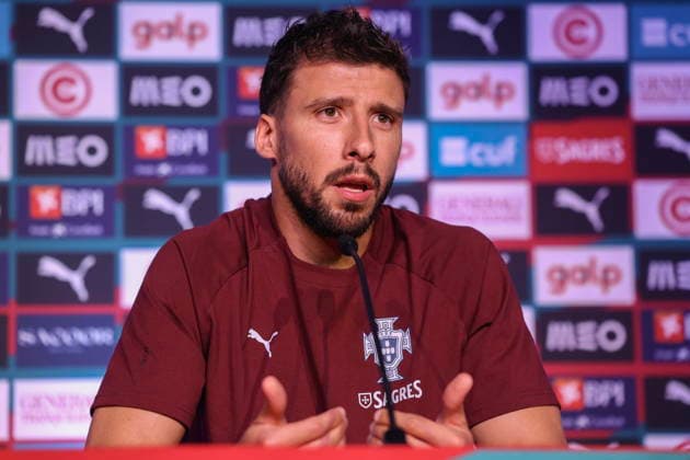 FIFA World Cup, WM, Weltmeisterschaft, Fussball 2026 - Portugal press conference, PK, Pressekonferenz Portugal s soccer team player Ruben Dias attends a press conference at the training site at Garden District Park for the FIFA World Cup 2026 in Palm Beach, Florida, USA, 19 June 2026. PALM BEACH Florida United States  Copyright: xMIGUELxA.xLOPESx