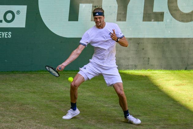 Alexander Zverev GER June 19, 2026 ¢ Tennis ¢ TERRA WORTMANN OPEN ¢ ATP 500, heristo arena Halle Westfalen, TERRA WORTMANN OPEN, North Rhine-Westphalia, Germany,detected_source_language Copyright: xpepphotox xPeterxEppingerx pep00321, pep_20260619_hm_375619