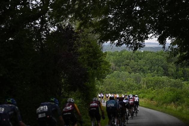 The pack of riders pictured in action during stage 3 of the Baloise Belgium Tour cycling race, 173km from and to Durbuy, on Friday 19 June 2026. The Baloise Belgium Tour takes place from 17 to 21 June. JASPERxJACOBS  x178291822x
